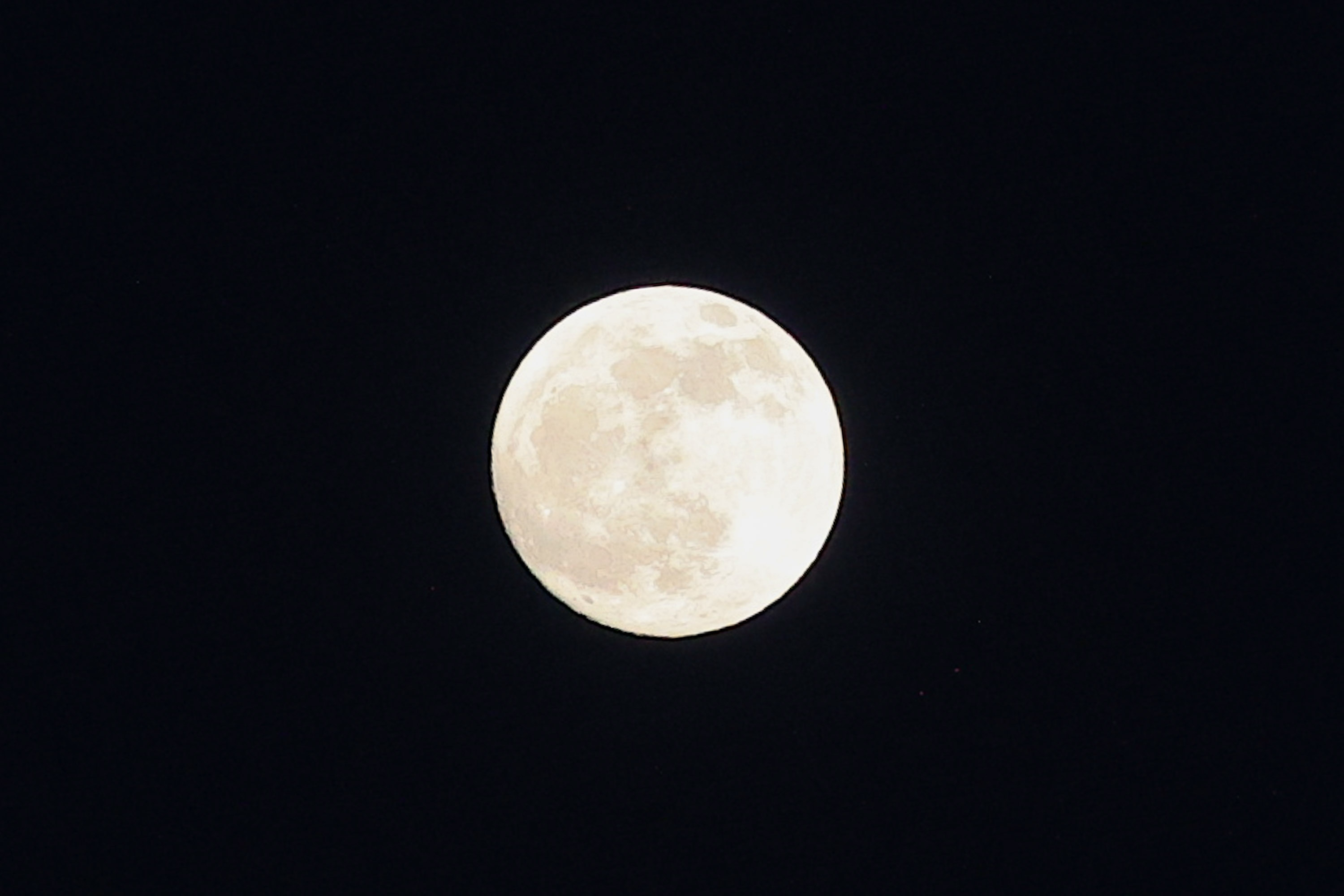 Disfruta de la naturaleza con la Luna Llena desde Puebla