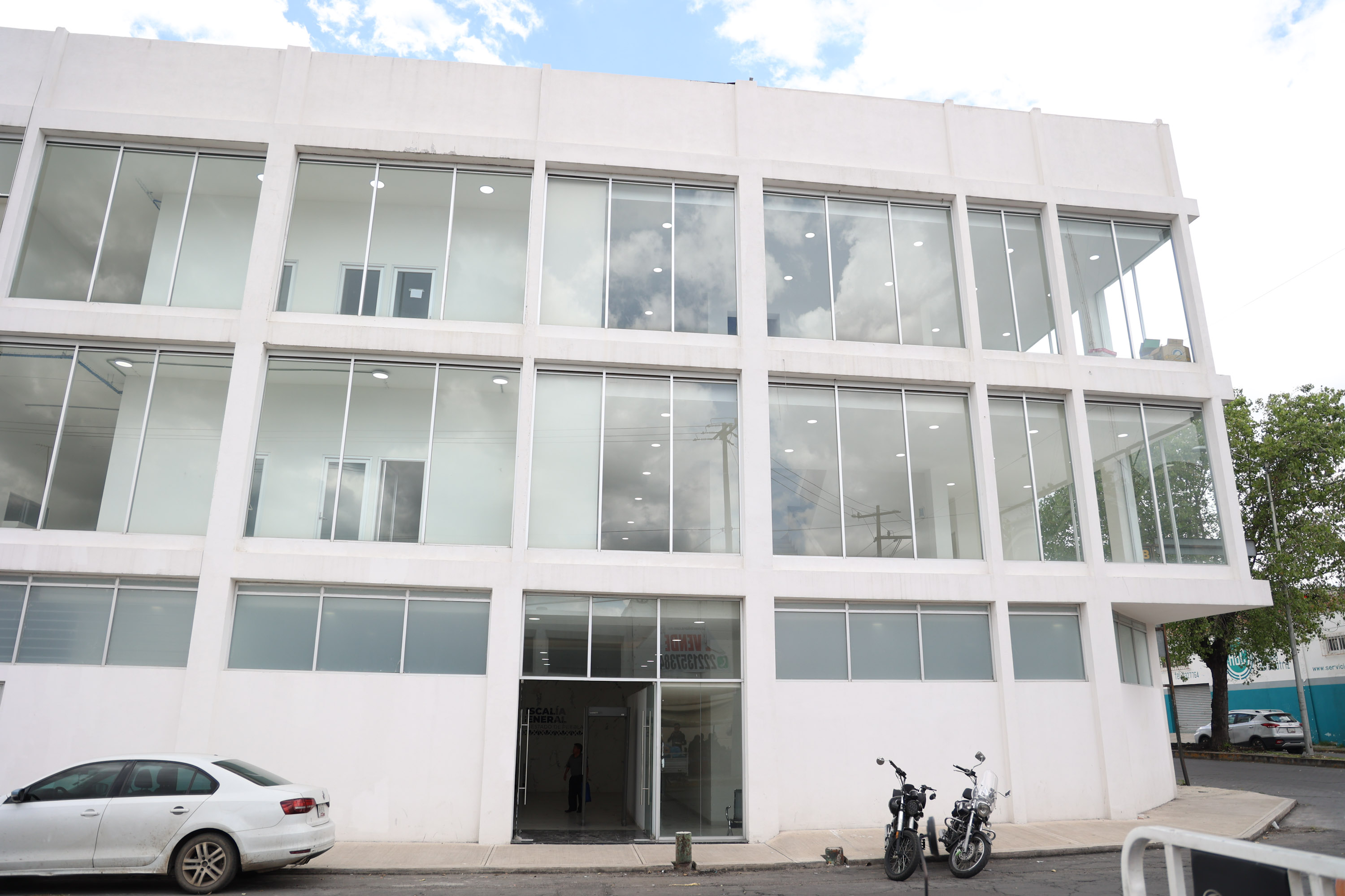 VIDEO Cambia de sede Fiscalía Especializada en Desaparición de Personas en Puebla