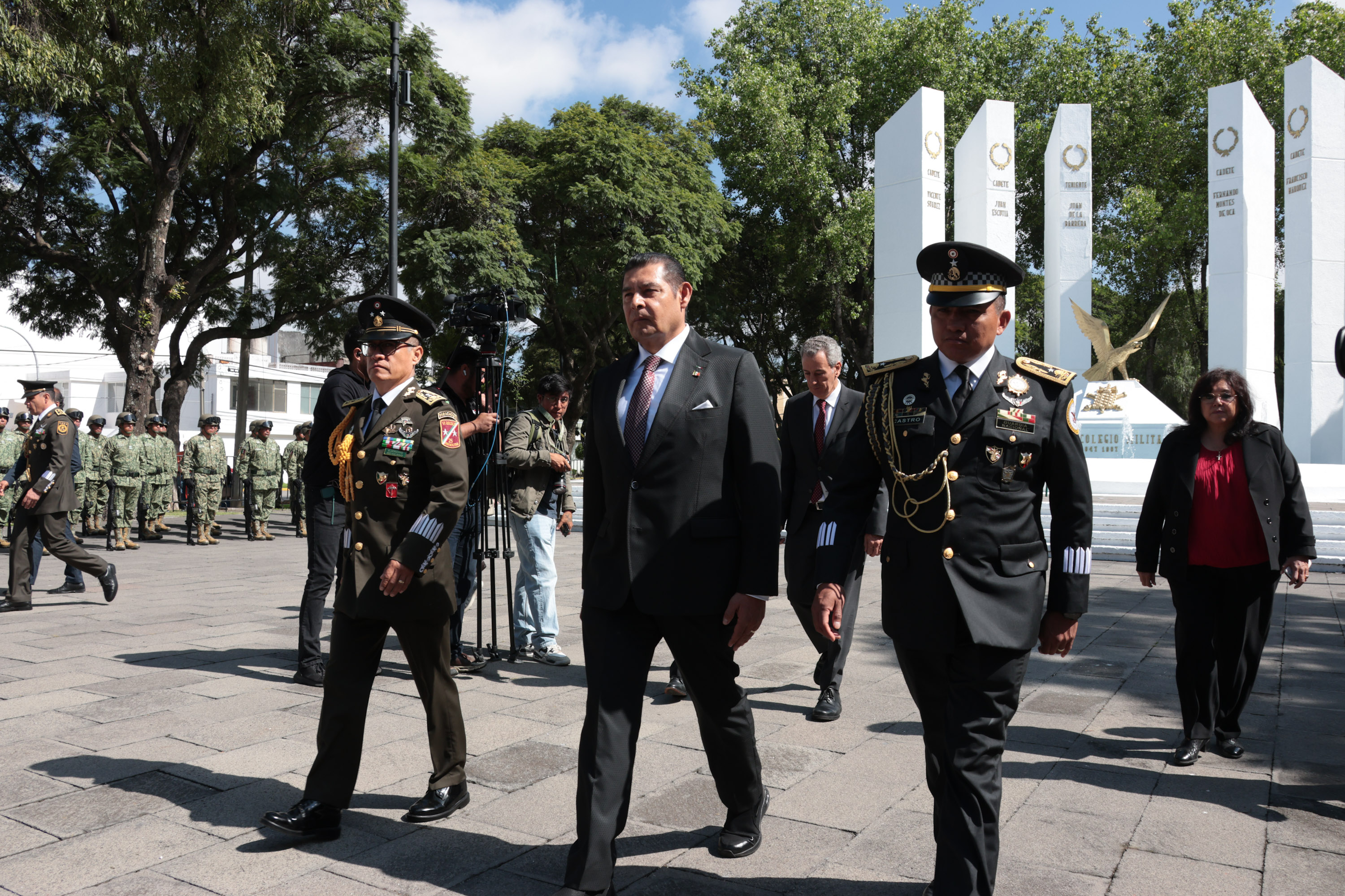 VIDEO Camioneta blindada adquirida por ASE pasará a Fiscalía de Puebla: Armenta