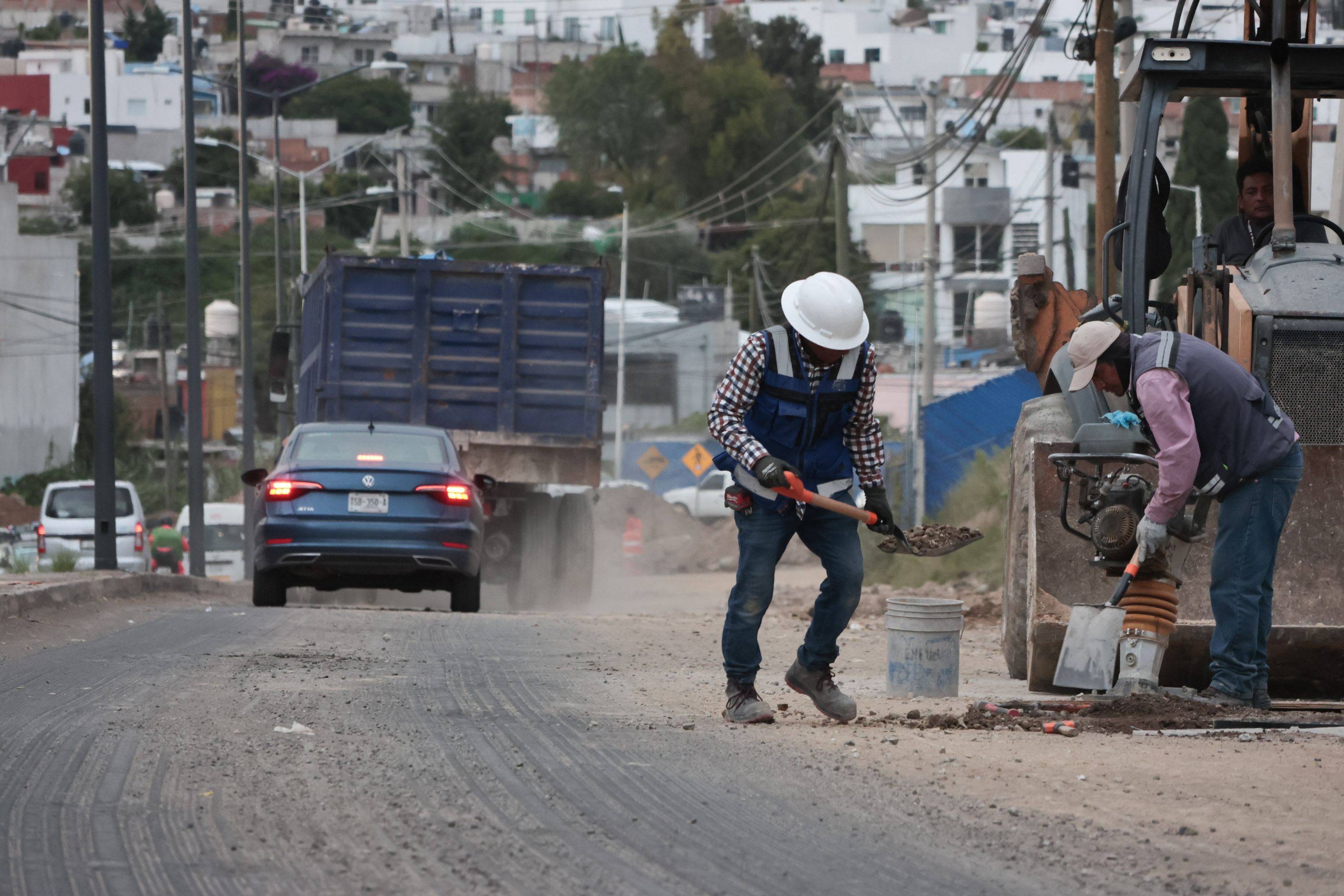 VIDEO Se mantiene cierre vial en la carretera Camino al Batán en Puebla