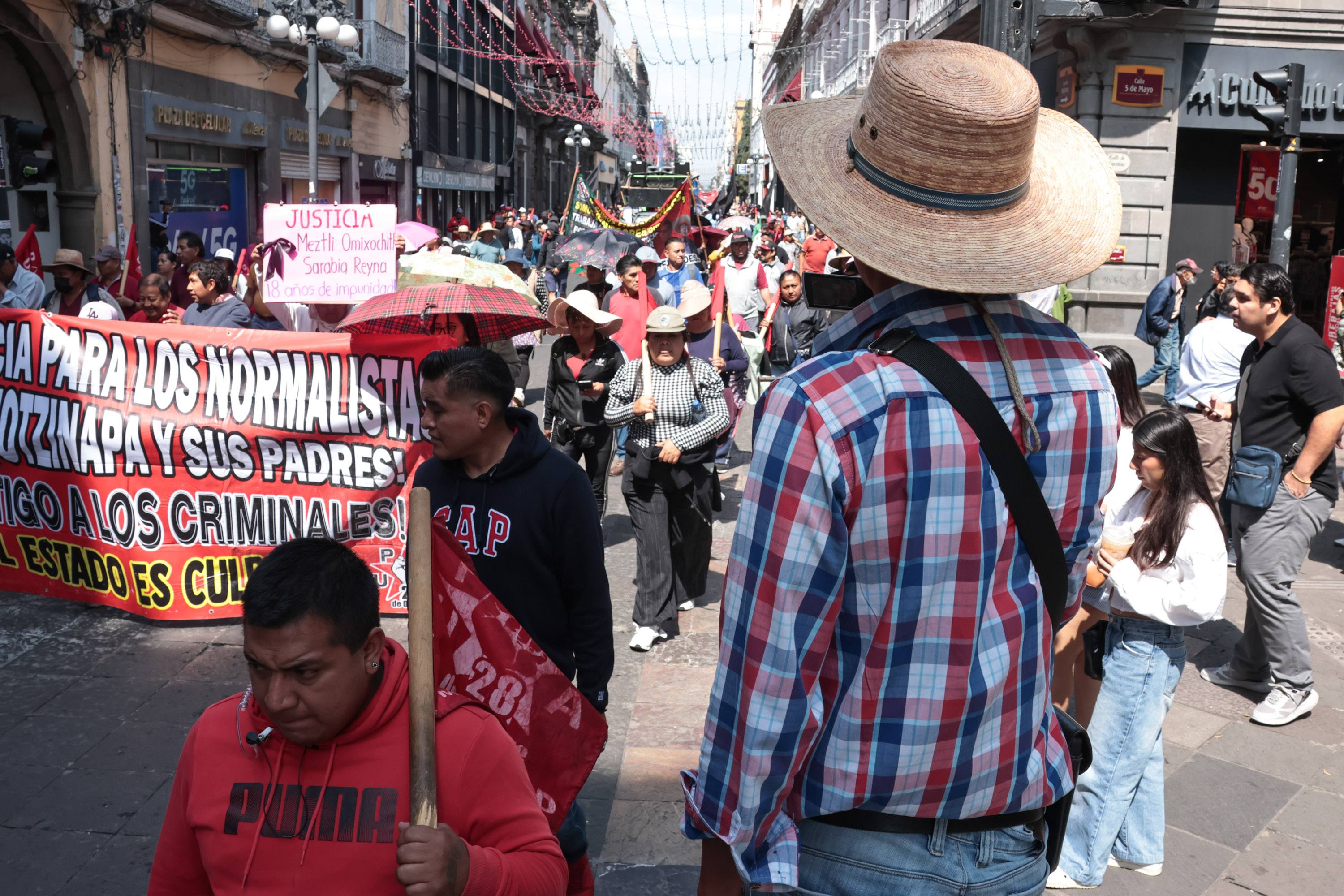 VIDEO Manifestación de 28 de Octubre colapsa la ciudad