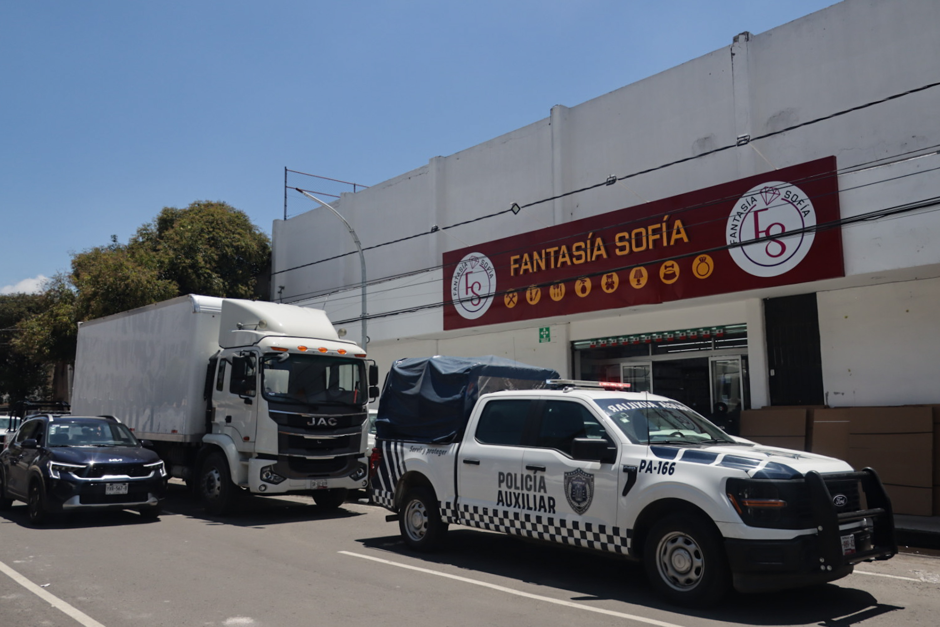 Comercio Exterior realiza Operativo en Fantasía Sofía en Puebla