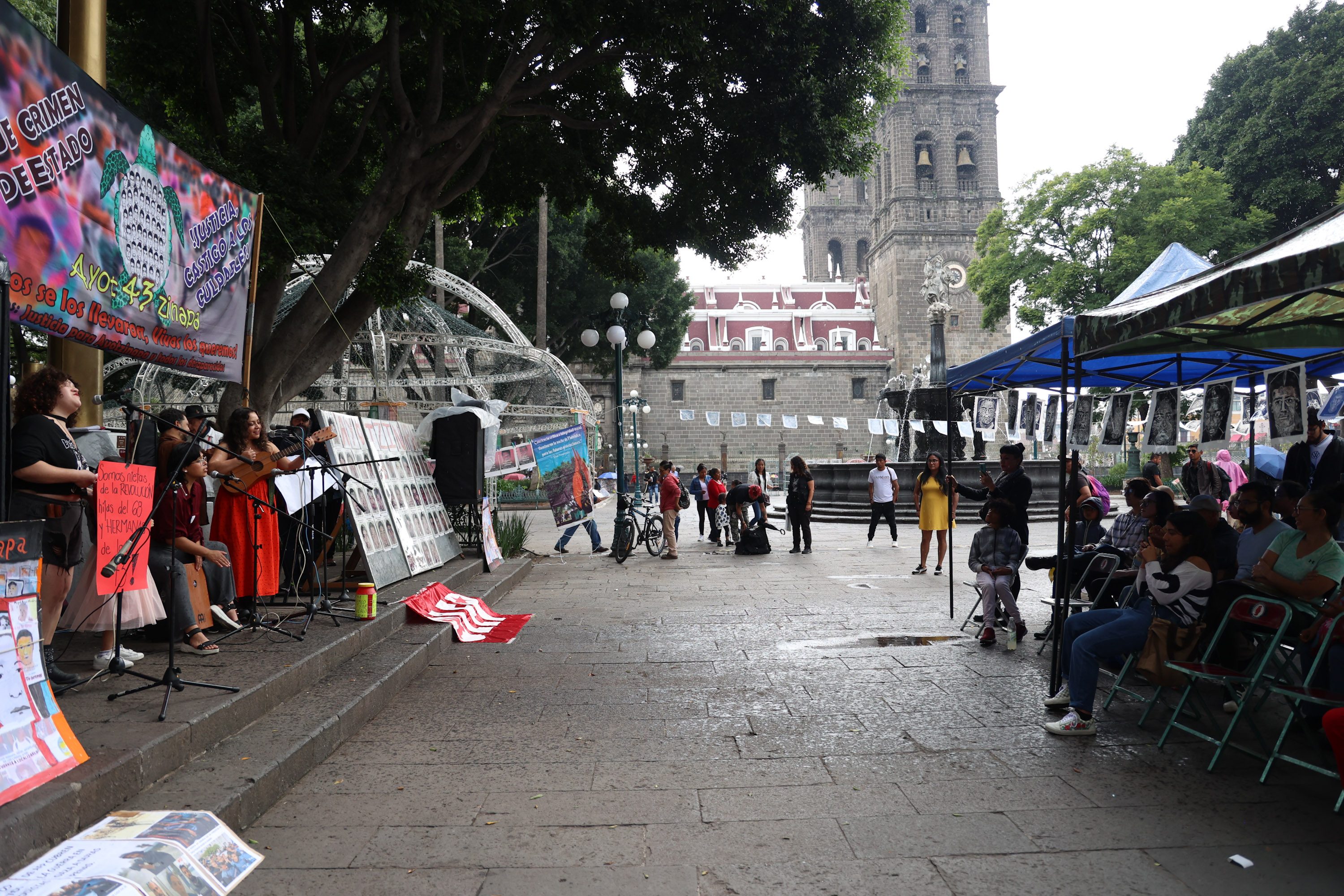 Acción en Puebla a 11 años de la desaparición de 43 normalistas de Ayotzinapa