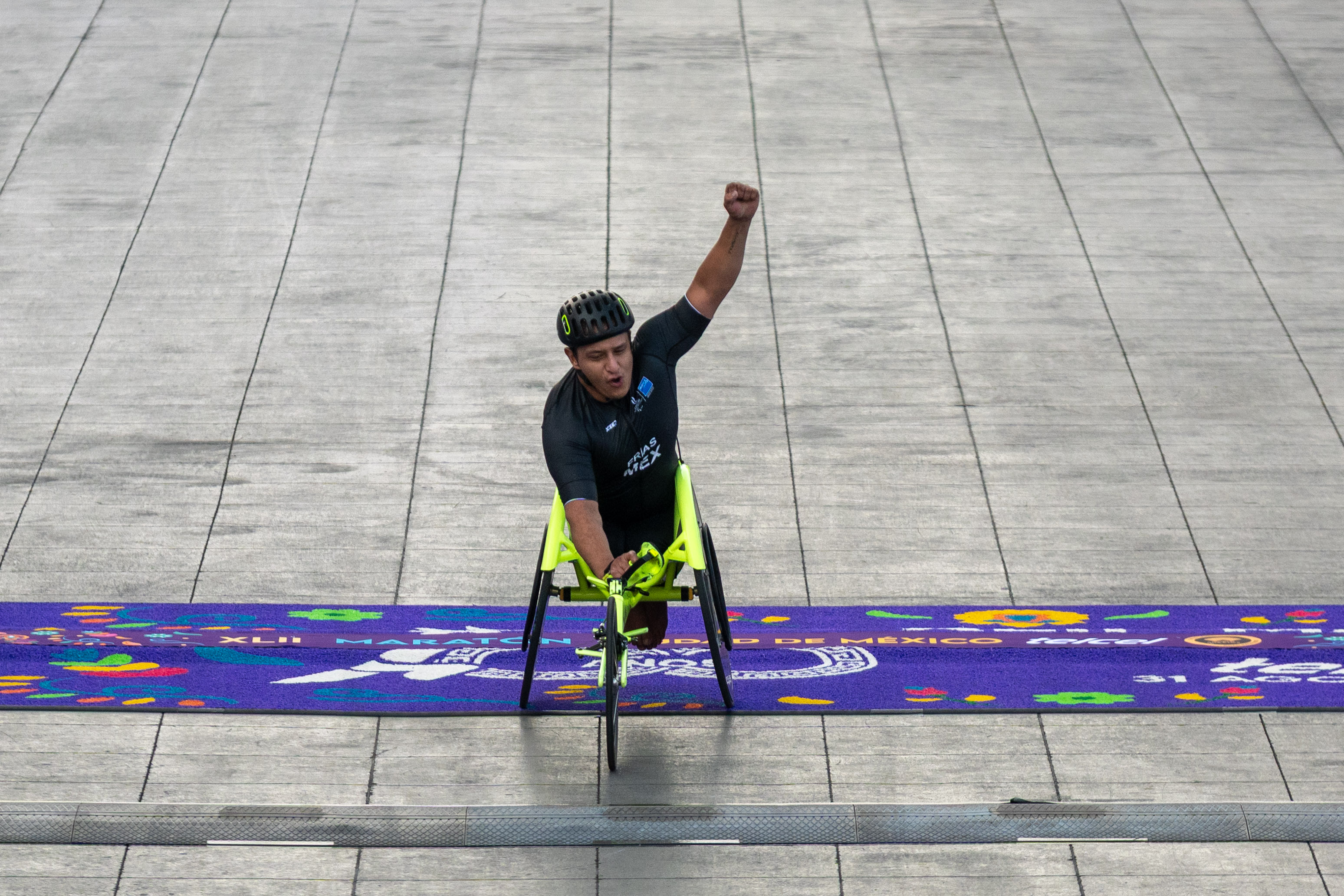 Para Atleta poblano, José Alan Frías, gana el Maratón de la Ciudad de México