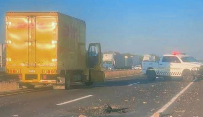Intento de asalto a camión de paquetería DHL en la Puebla–Córdoba deja un conductor herido