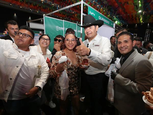 Encuentro Nacional del Mezcal contribuye a la riqueza comunitaria en el campo poblano