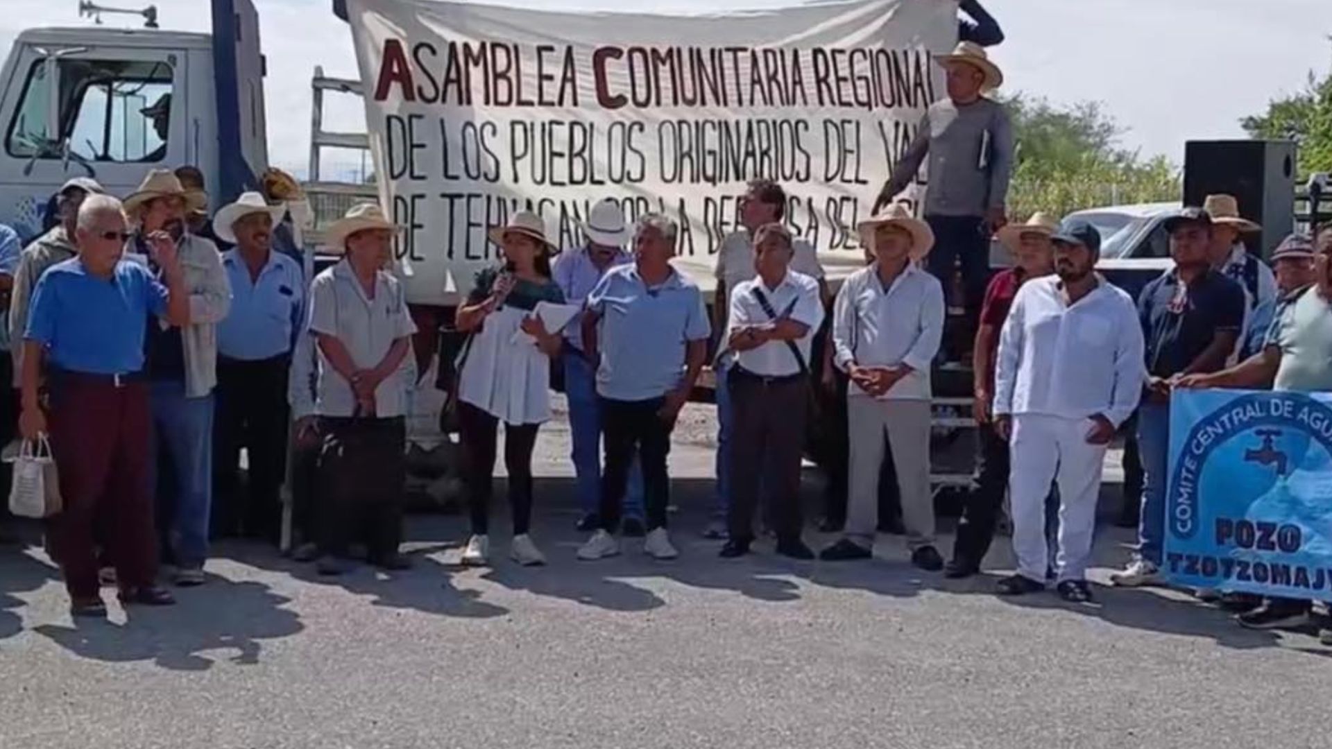 En Altepexi, grupos indígenas vuelven a manifestarse contra invernaderos 