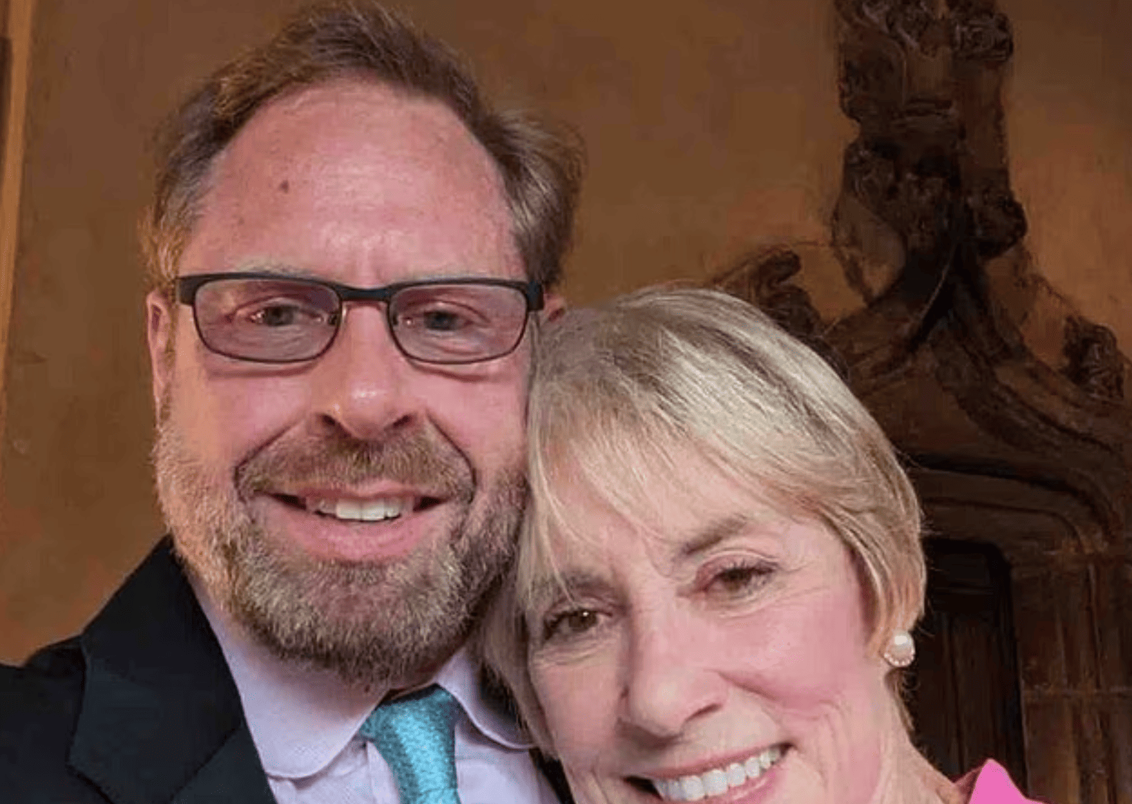 Hombre asesina a su madre y se suicida en EU tras meses de hablar con ChatGPT