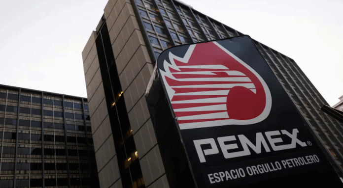 Hacienda concluye estrategia de financiamiento para reducir deuda de Pemex