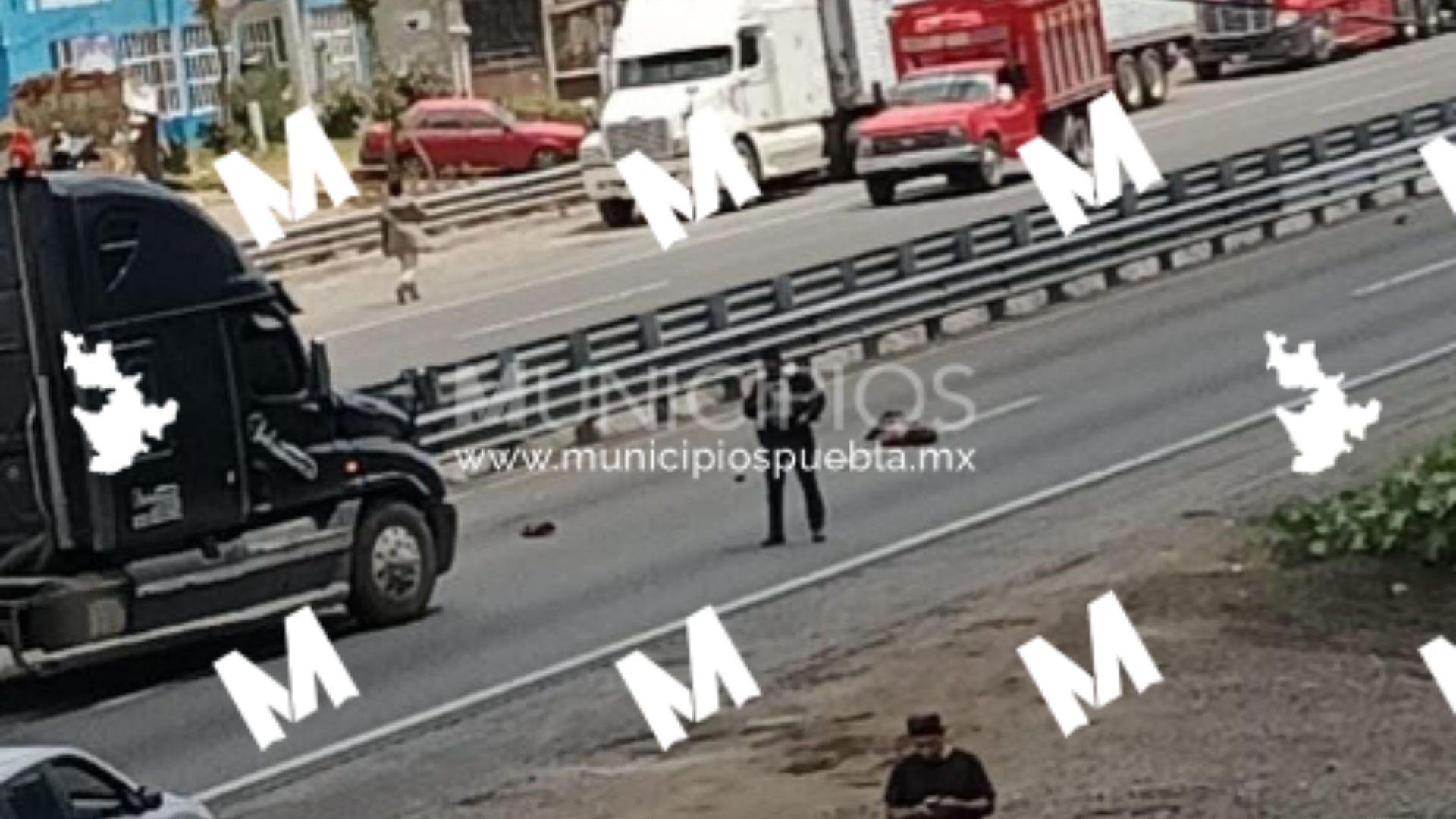 Autoridades han identificado al hombre atropellado en la Puebla-Orizaba