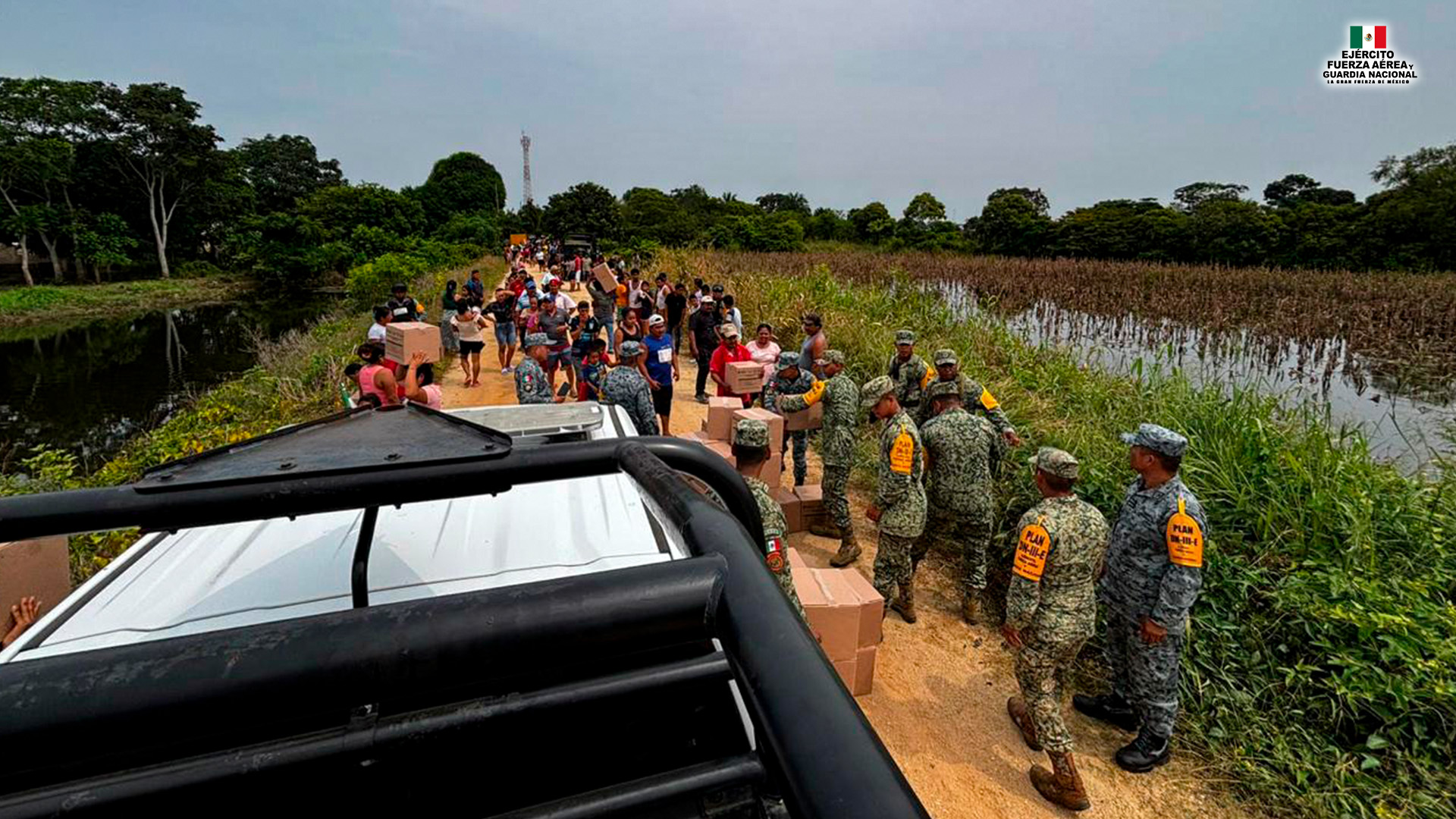 Sedena realiza Plan DN-III-E en Texistepec y Jesús Carranza, Veracruz