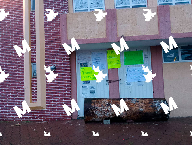 Habitantes de Santa María Texmelucan, cierran presidencia auxiliar