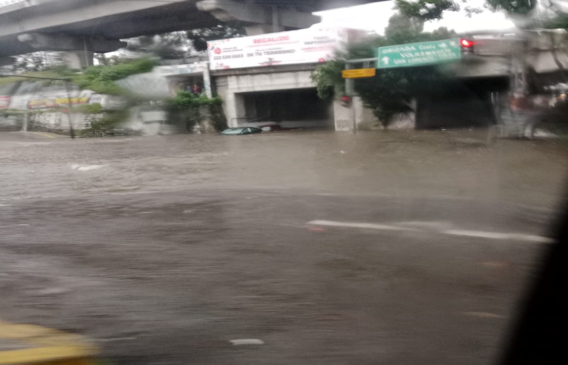 VIDEO Cuautlancingo y Coronango bajo el agua, ambos municipios quedan inundados