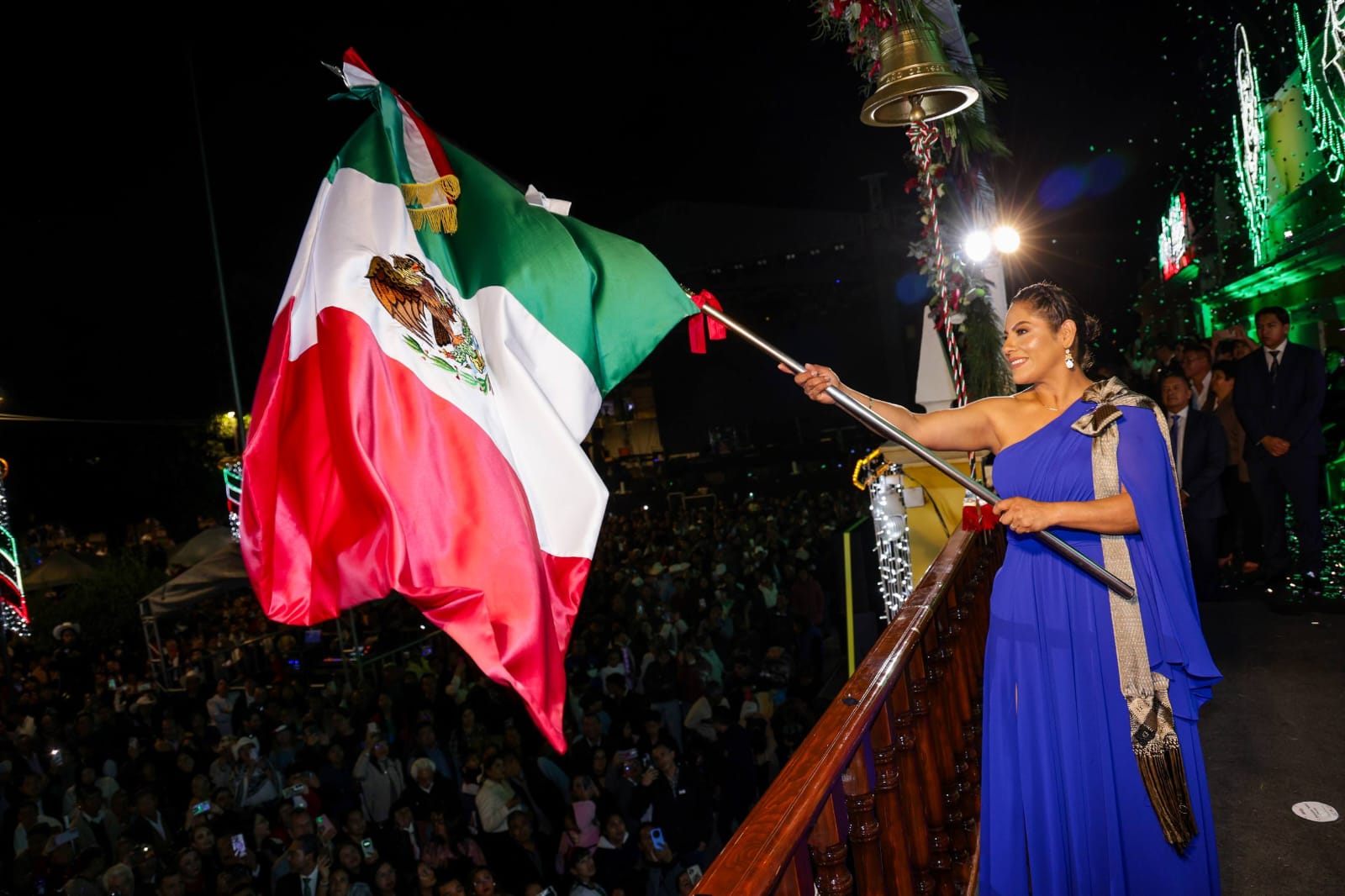 Lupita Cuautle encabeza la conmemoración del Grito de Independencia en San Andrés Cholula