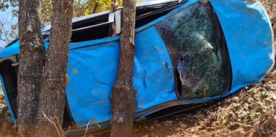 Dos personas fallecidas y tres heridas más deja accidente en Coxcatlán