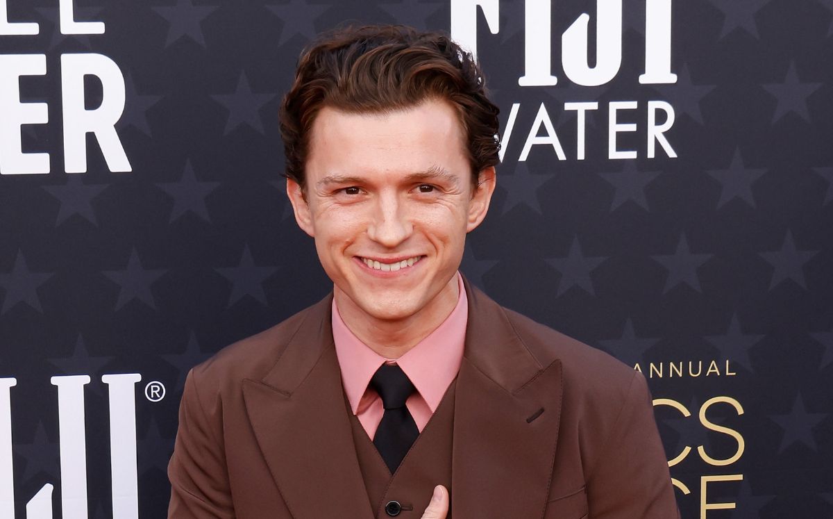 Después del fuerte accidente que sufrió, Tom Holland reaparece en redes sociales 