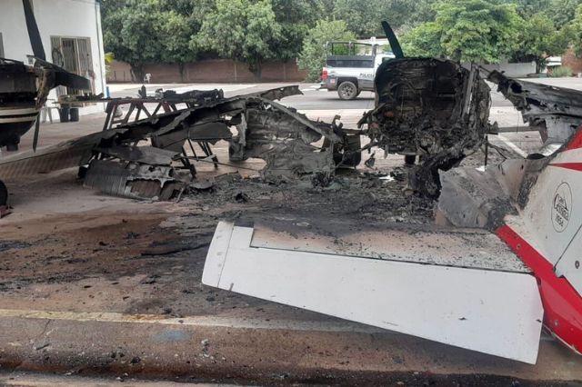 Ataques armados en Michoacán dejan tres muertos y avionetas destruidas