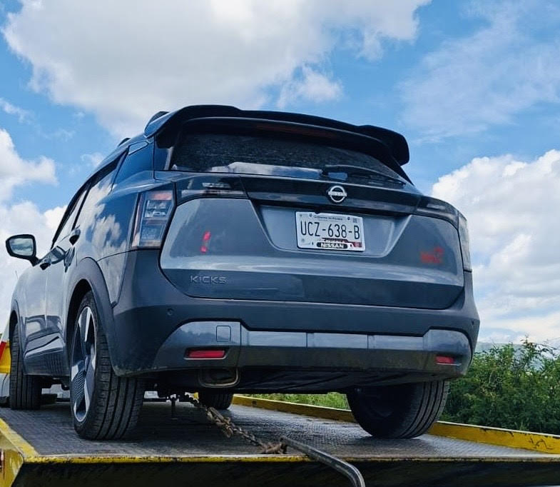 Cerco policiaco en la Vía Atlixcáyotl tras asalto masivo en Atlixco