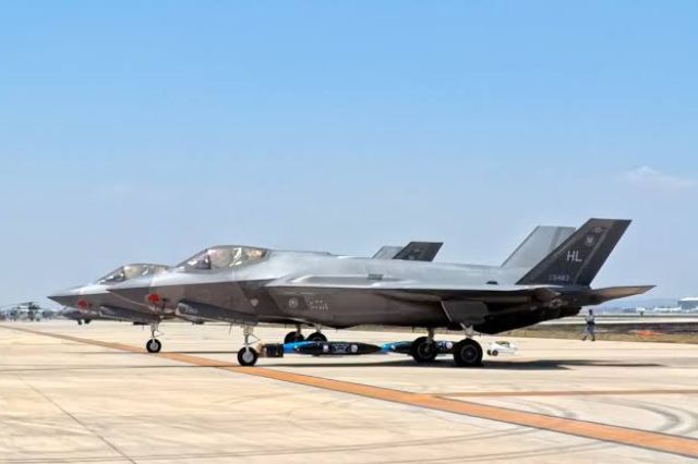 F35