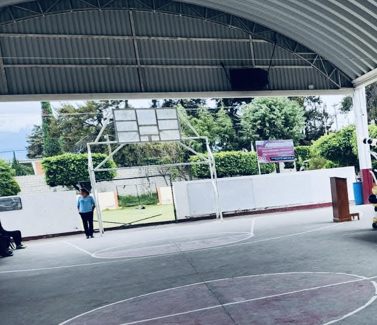 Padres de familia denuncian irregularidades en comedor escolar de primaria de Atlixco