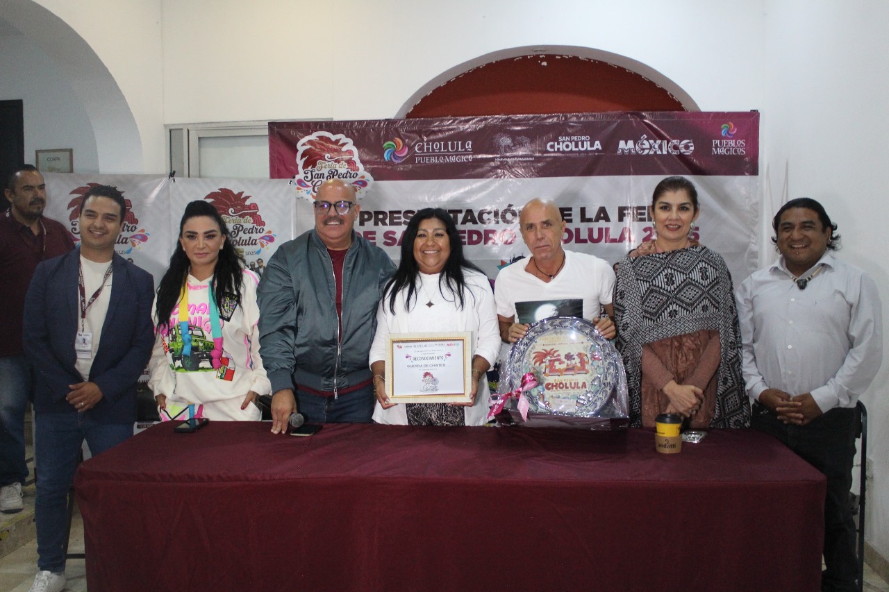 “Guerra de Chistes” llena de humor la Gran Feria de Cholula