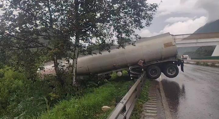 Cierre parcial por accidente sobre la Puebla-Orizaba