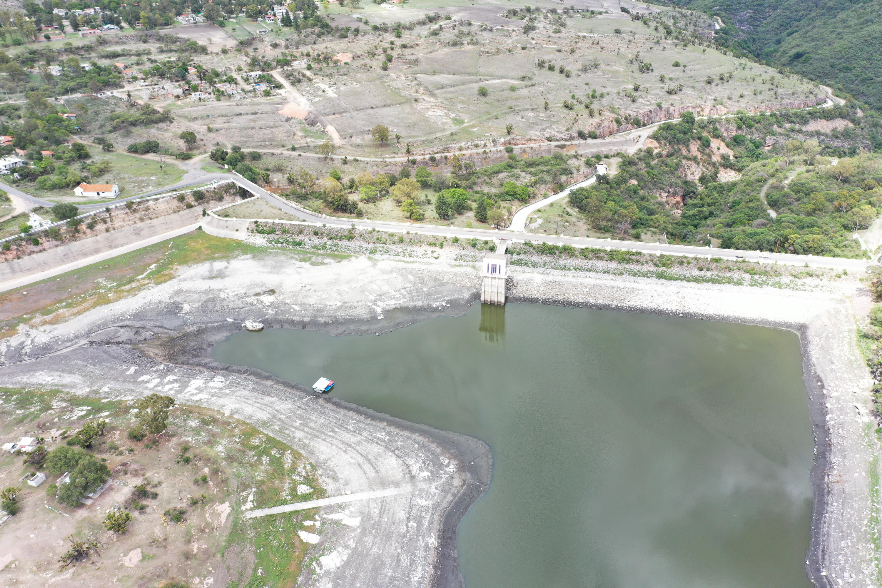Alista Armenta proyecto hídrico para abastecer de agua en la zona metropolitana de Puebla