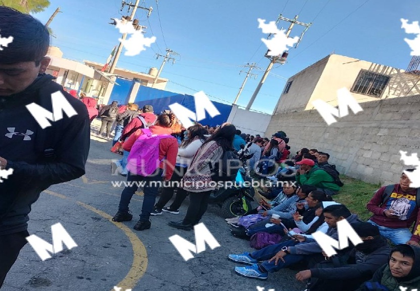 Falta de salarios motiva paro en empresa de San Salvador El Verde