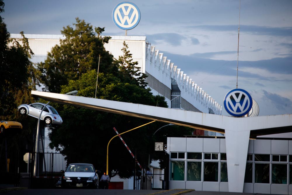 Mil trabajadores de Volkswagen serán despedidos: Sitiavw