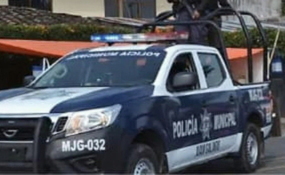 Hombre es atacado a balazos en Juan Galindo; unicia investigación