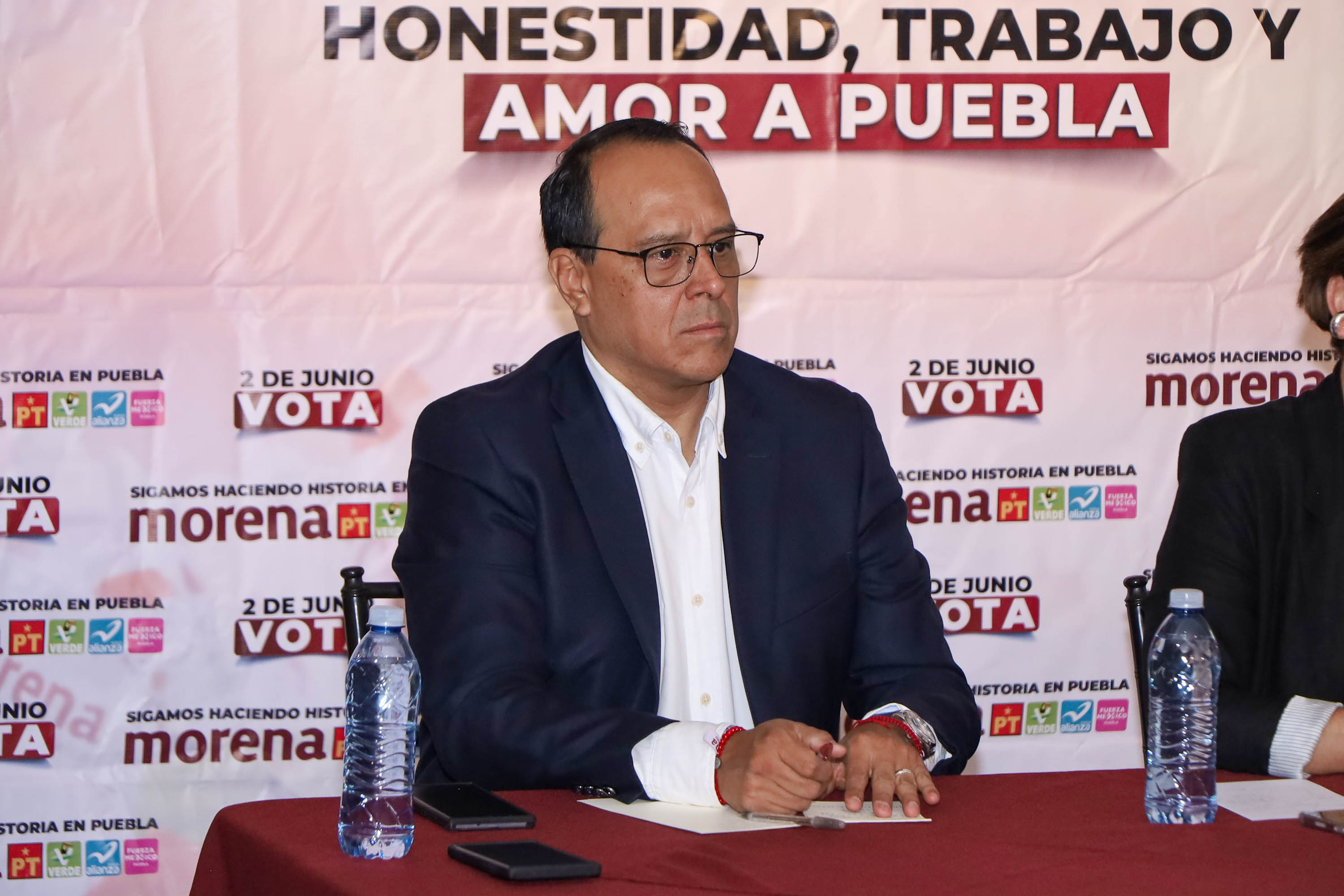Reconoce Alejandro Armenta a José Tomé Cabrera como pieza clave en su gobierno
