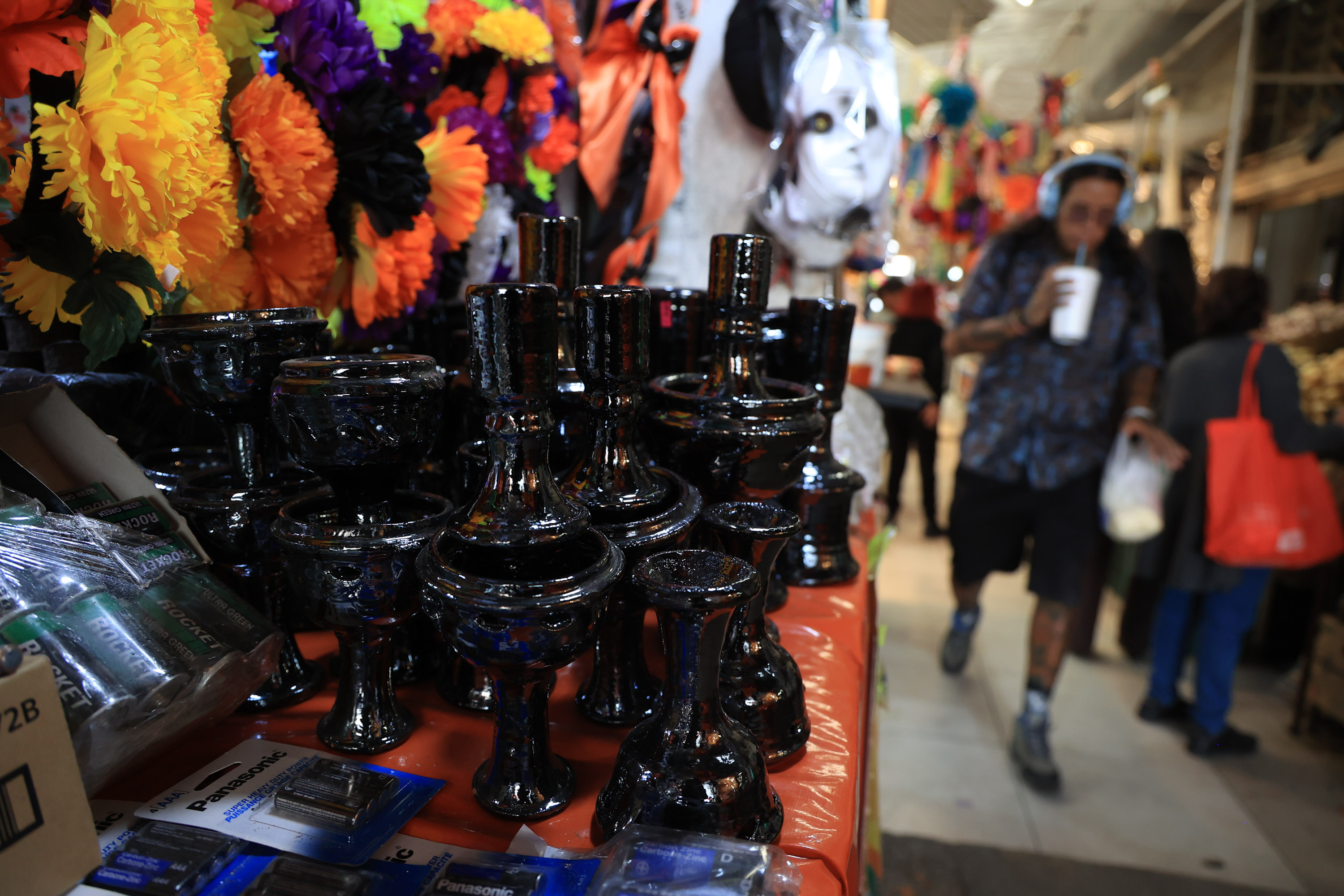 VIDEO Comerciantes comienzan a ofertar artículos para la ofrenda