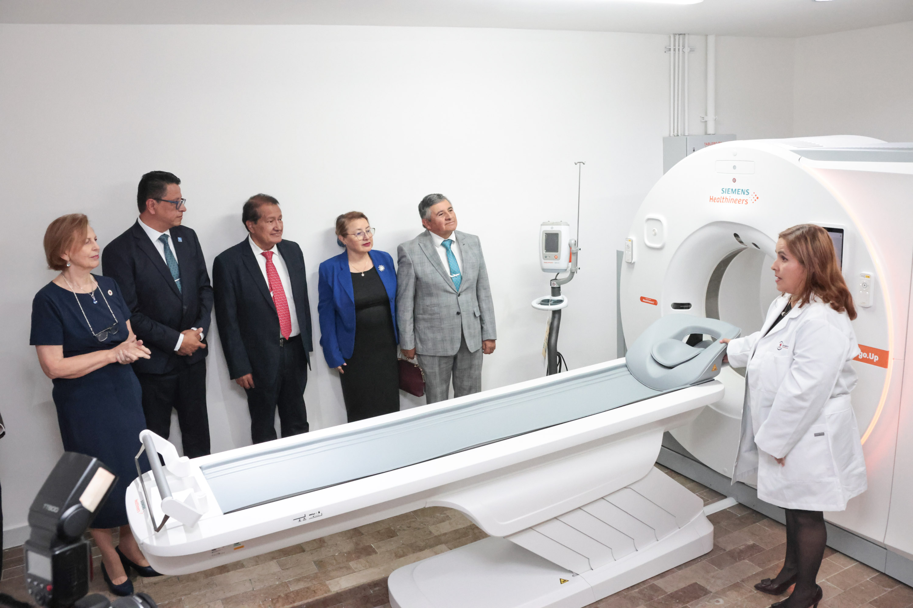 VIDEO Inauguran área de Tomografía en Hospital de la Cruz Roja en Puebla