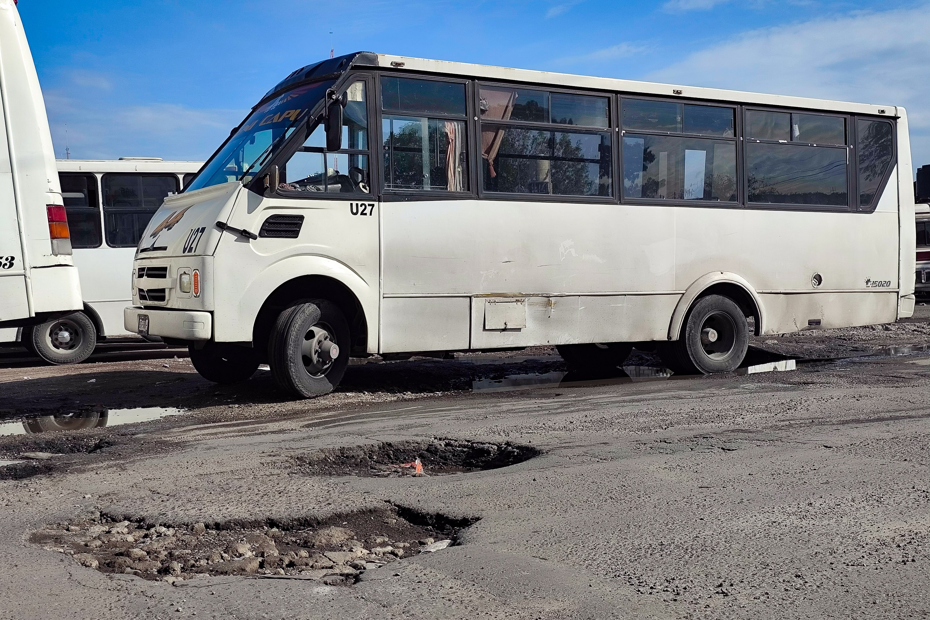 Avanza Ayuntamiento de Puebla un 70% en reparación de baches