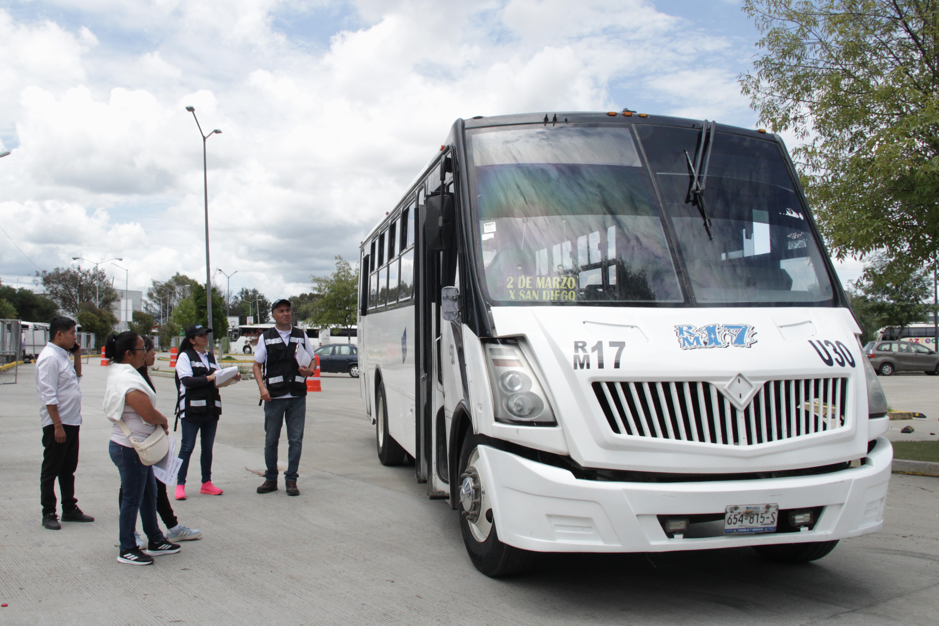 Aprueba Revista Vehicular el 76% del transporte público en Puebla