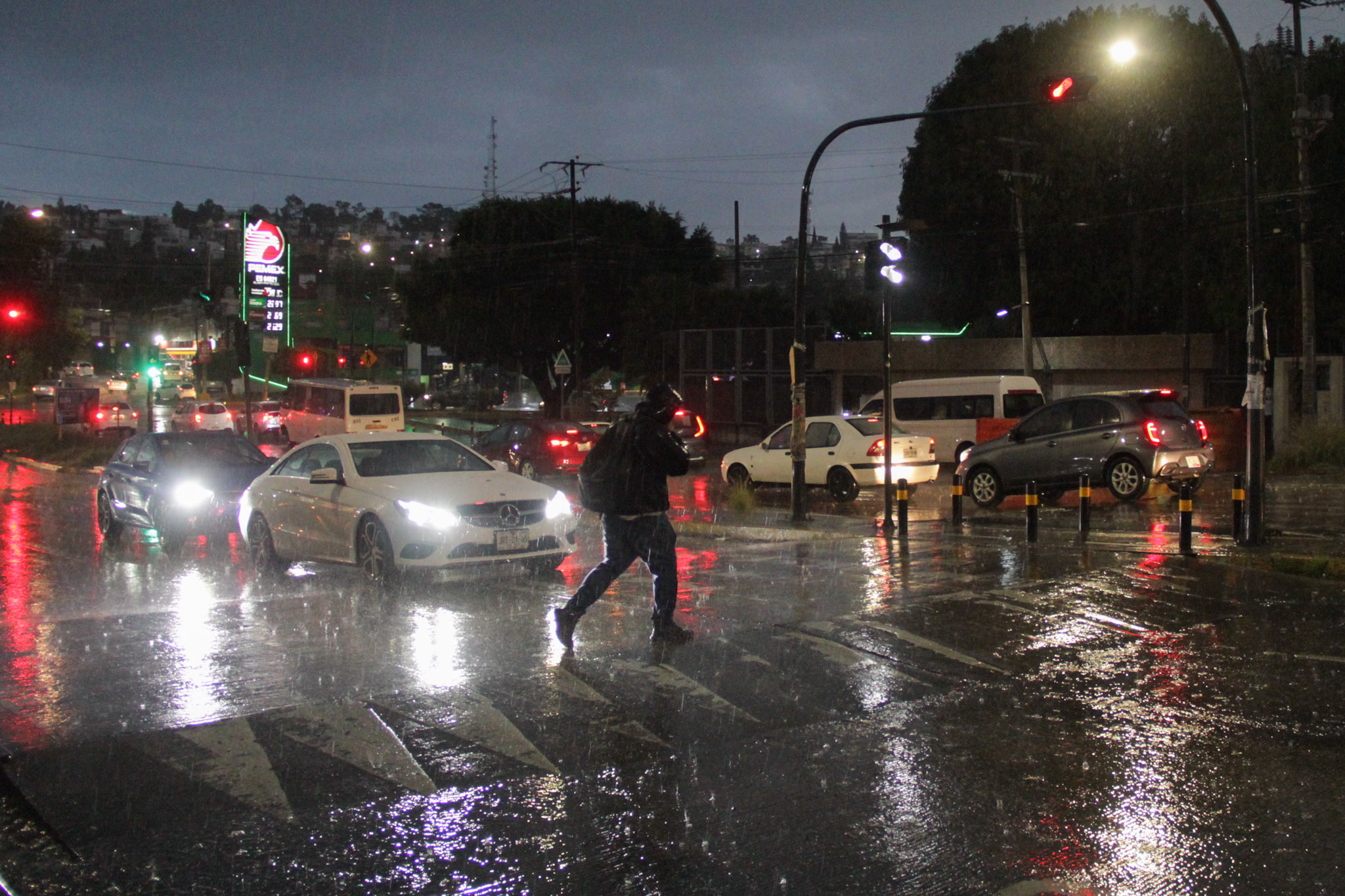 SMN alerta por lluvias intensas, muy fuertes y fuertes en 28 estados