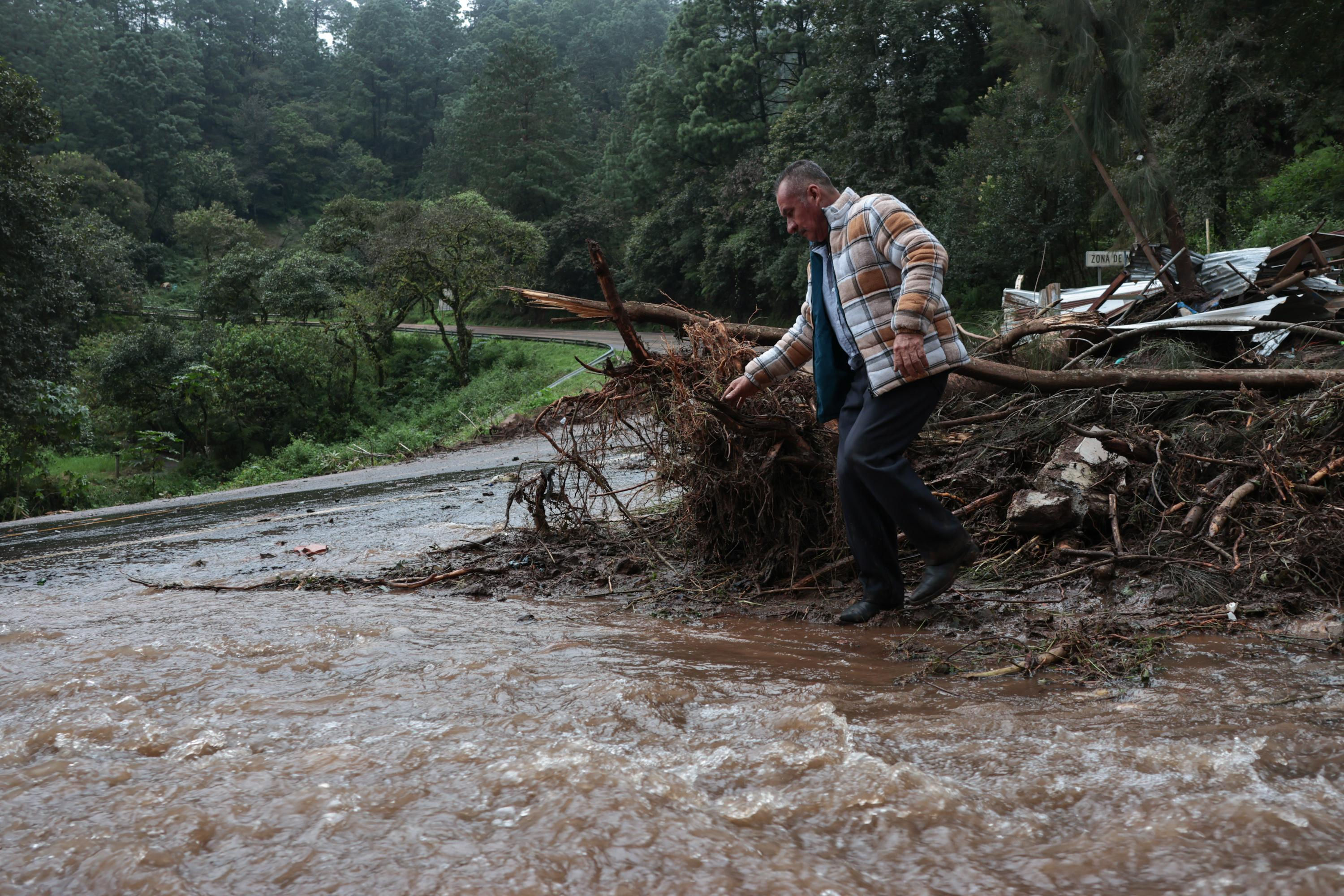 Habrá lluvias con granizo y bajas temperaturas en la Sierra Norte de Puebla: PC