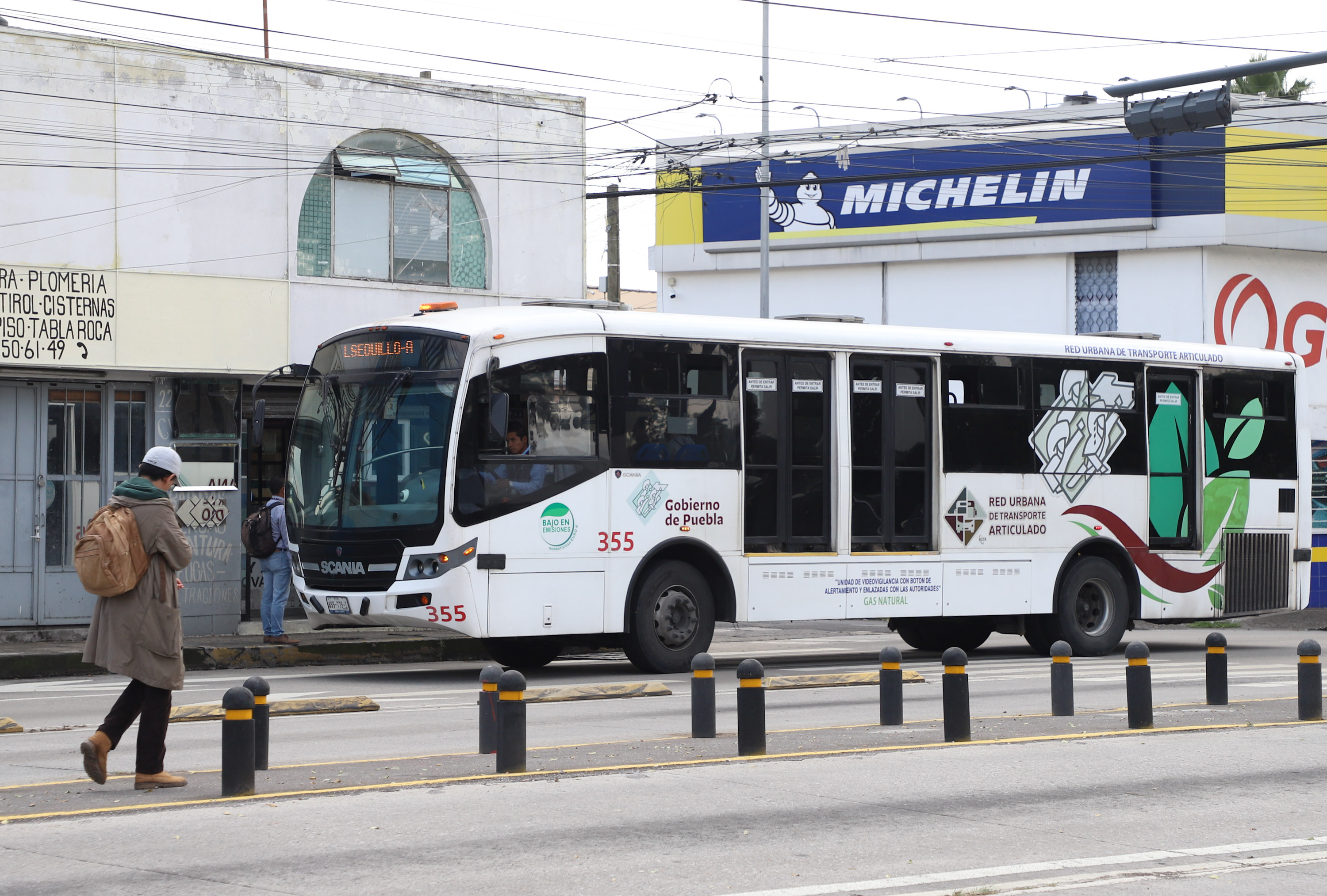 Unidad de RUTA atropella a joven en la colonia San Antonio Abad 