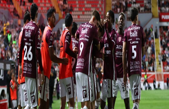 VIDEO Necaxa golea a Santos en el arranque de la Jornada 16