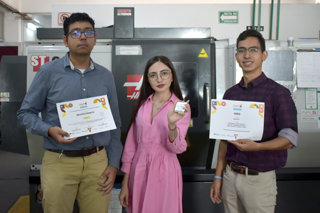 Alumnos de Ciencias de la Electrónica BUAP ganan oro en Infomatrix Argentina 2025