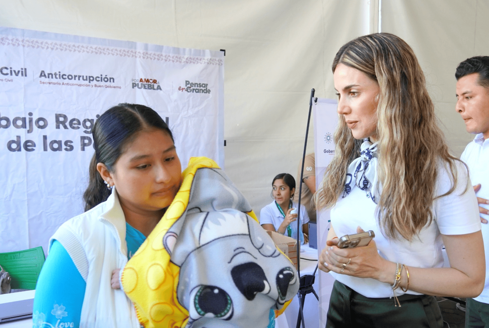 Realizan 50 registros gratuitos de nacimiento en jornada por la identidad infantil en Texmelucan