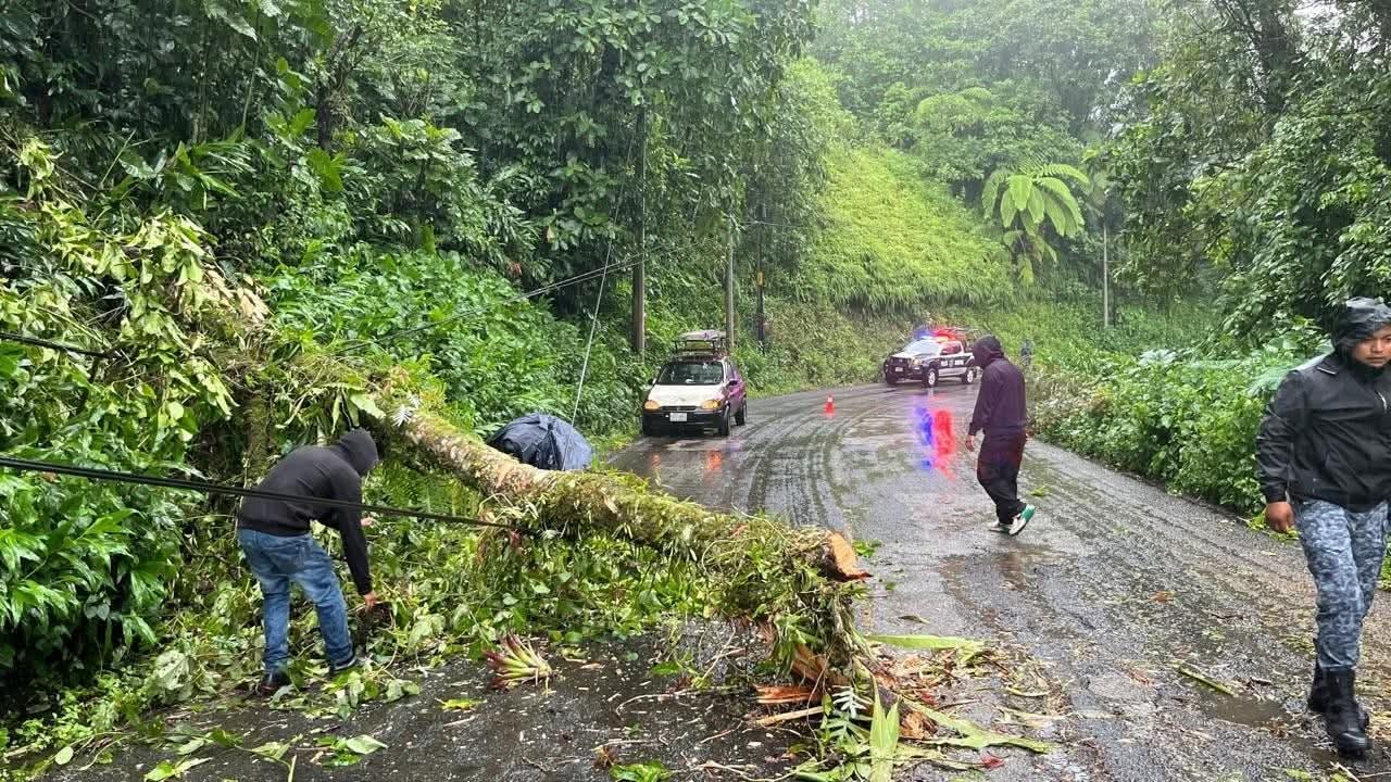 Activan refugios temporales en Teziutlán ante los efectos de la tormenta tropical Jerry