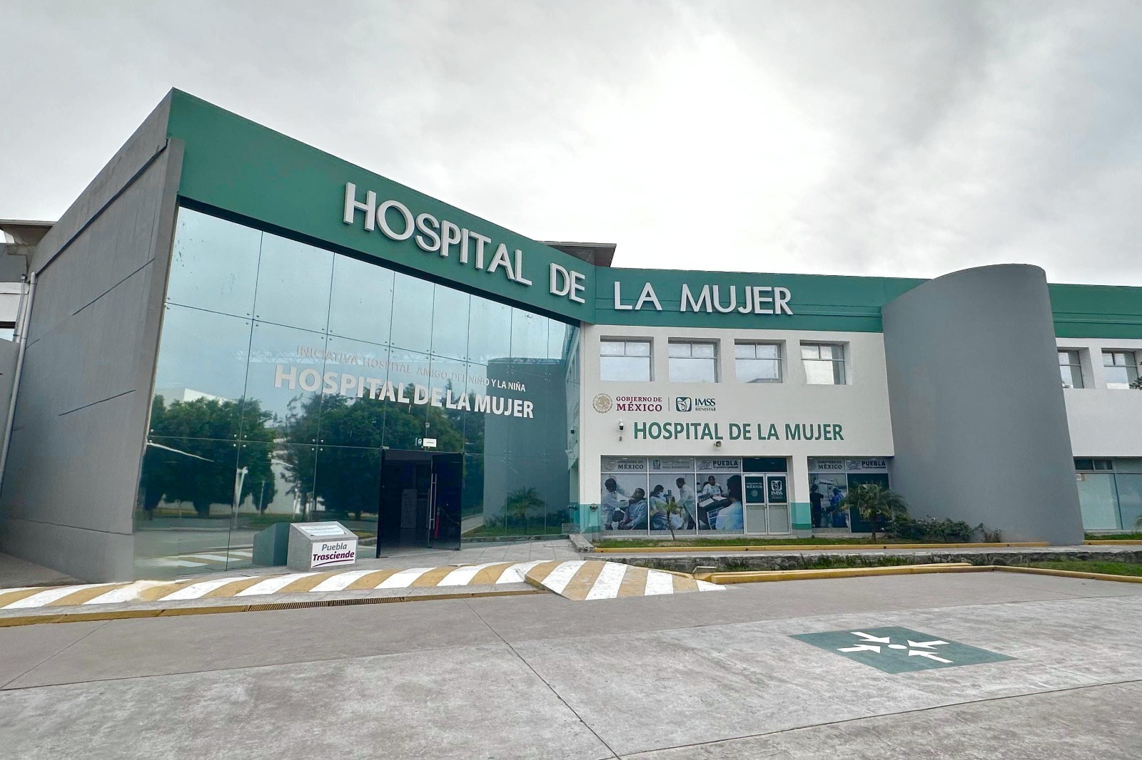 Gobierno interviene en manifestación por falta de pago en Hospital de la Mujer 