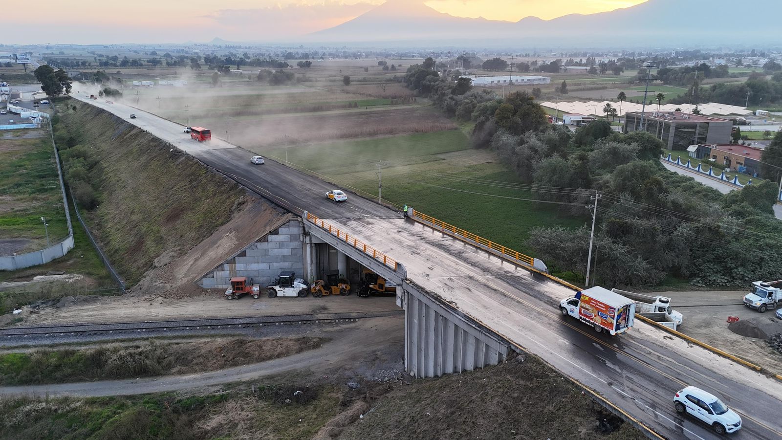 Fue reabierto el paso vehicular en el bulevar Aeropuerto en Huejotzingo, Puebla