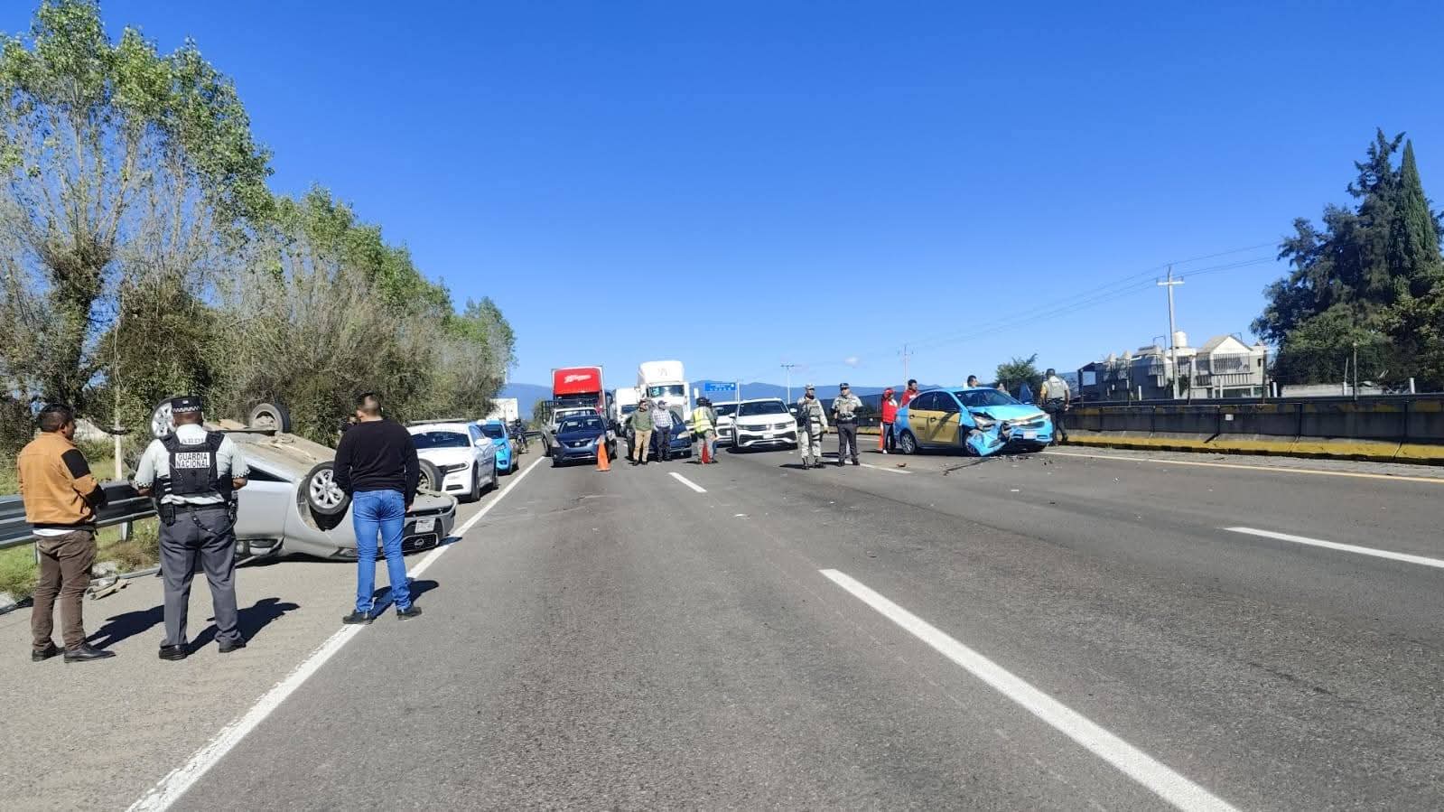 Dos accidentes en la México-Puebla generan caos vial