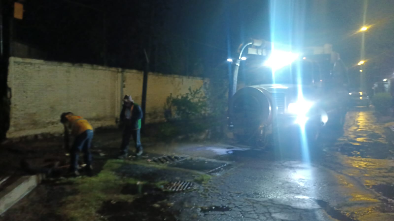 Gobierno de la Ciudad y Agua de Puebla trabajan en la atención inmediata tras lluvias en la capital 