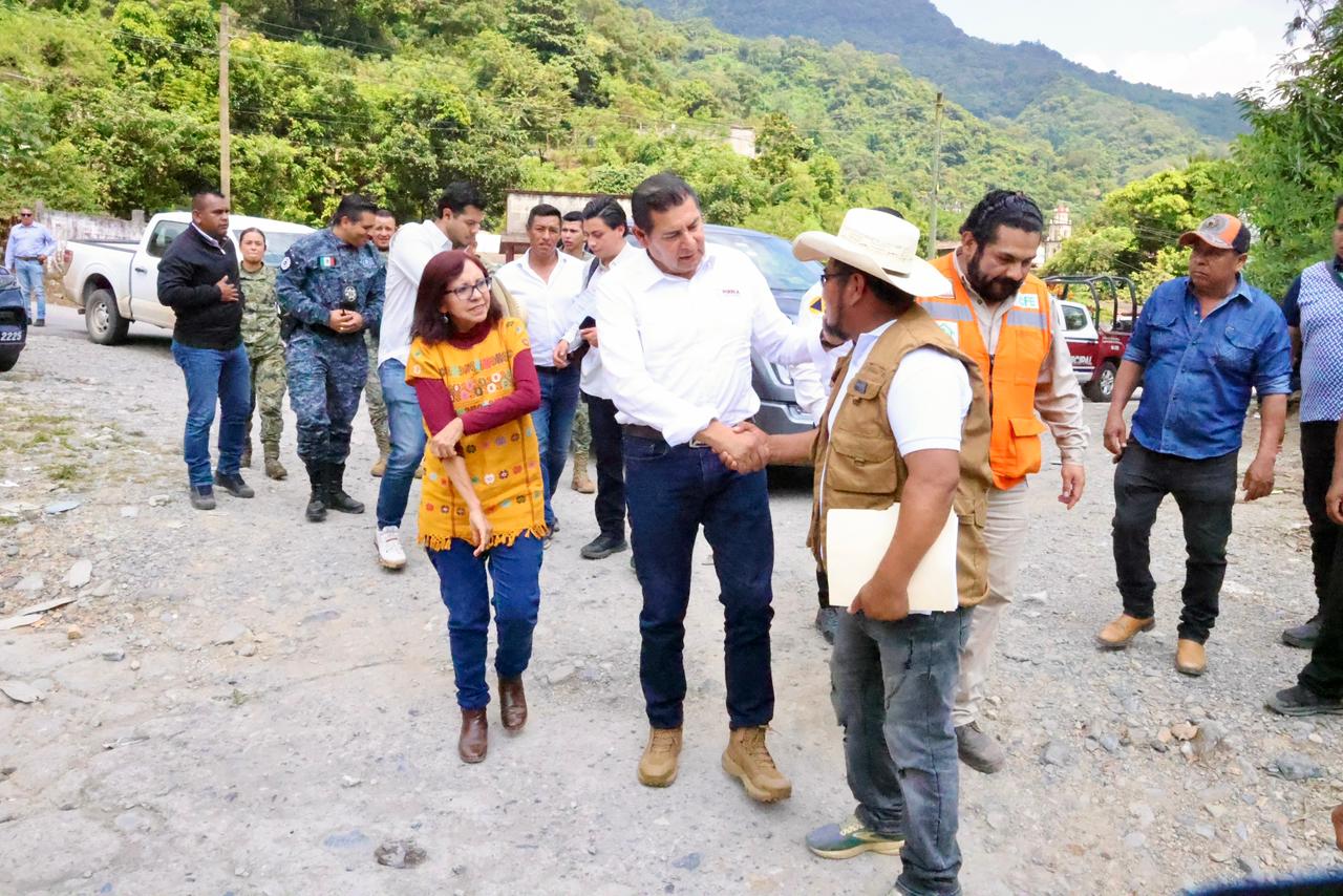 Rehabilitarán gobierno federal y estatal puente que comunica a Zihuateutla y Jopala