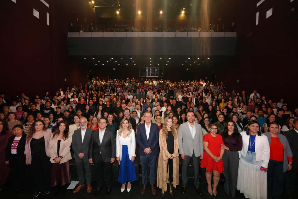 Participa Chedraui en Conéctate Emprendedor con Ana Victoria García Álvarez