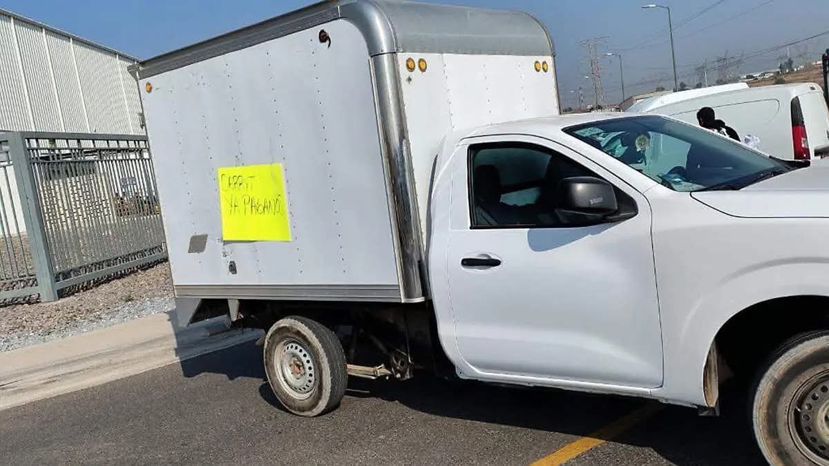 Se manifiestan conductores de Mercado Libre Puebla en Parque Industrial Finsa