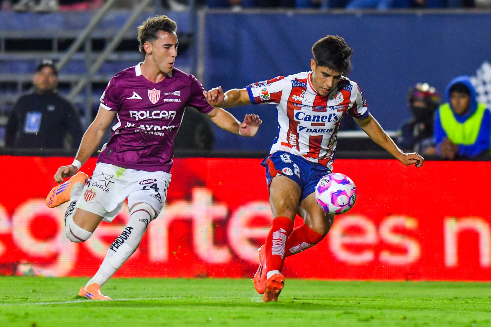 VIDEO Una locura, Necaxa se impone 4-3 a San Luis